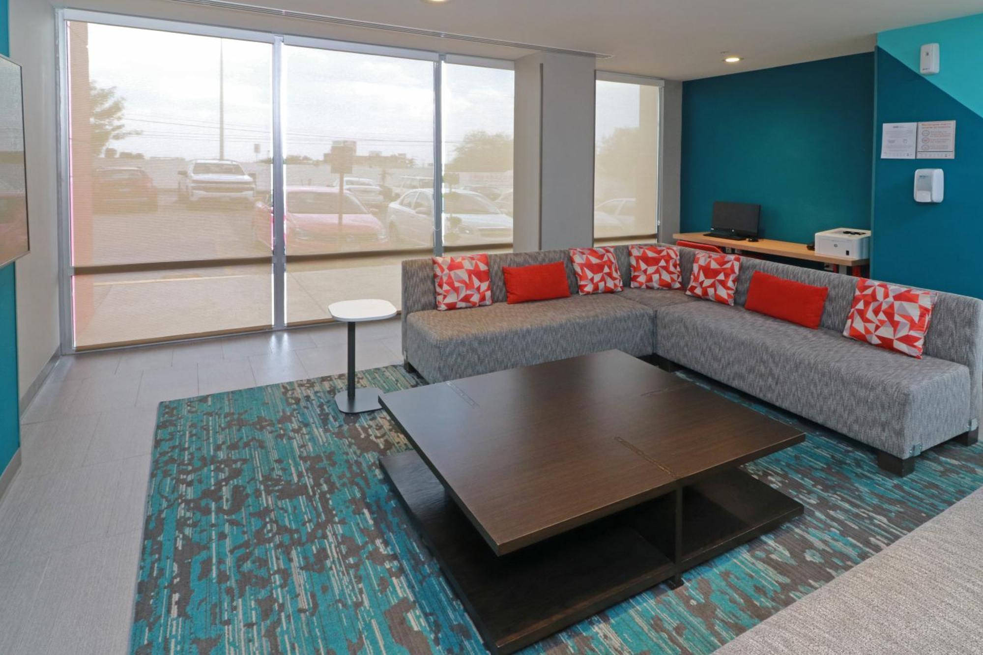 avid hotels - Tijuana - Otay, an IHG Hotel Exteriör bild