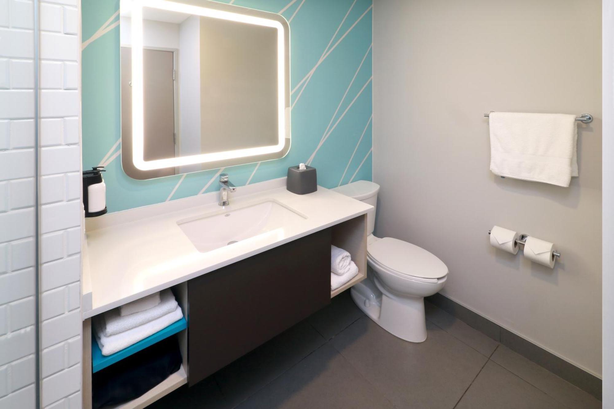 avid hotels - Tijuana - Otay, an IHG Hotel Exteriör bild